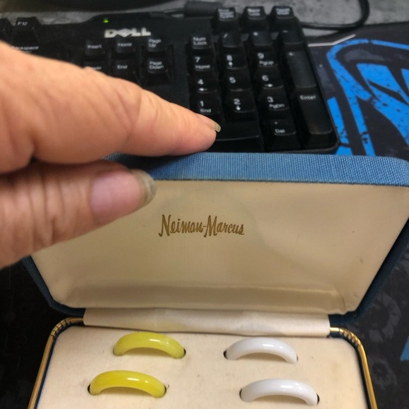 Earrings, two sets. Neiman Marcus - Picture 2 of 5